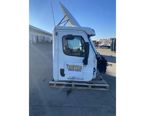 FREIGHTLINER Cascadia Cab