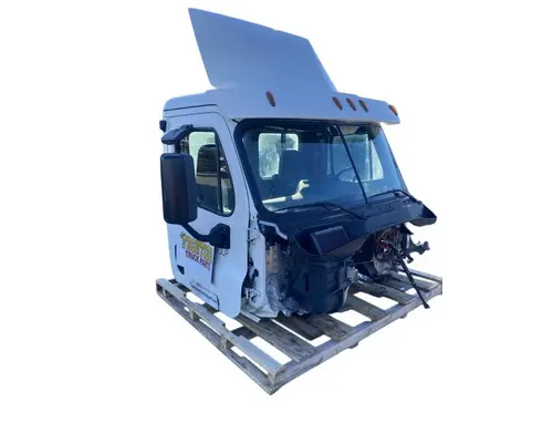 FREIGHTLINER Cascadia Cab