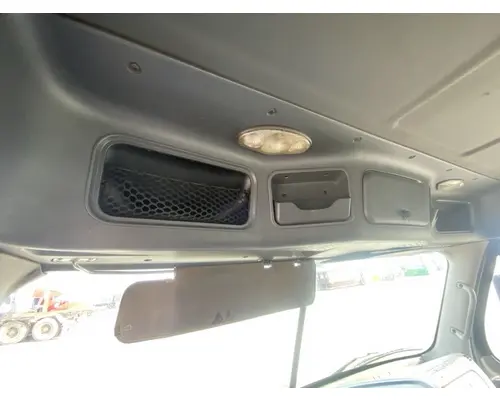 FREIGHTLINER Cascadia Cab