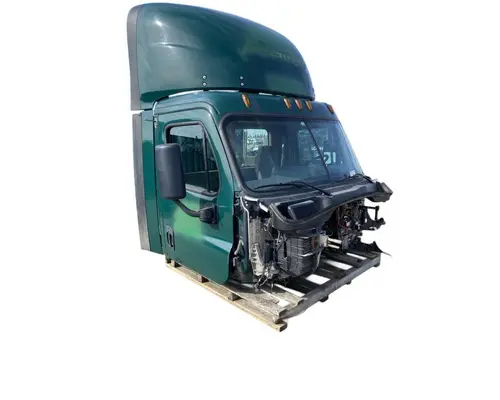 FREIGHTLINER Cascadia Cab