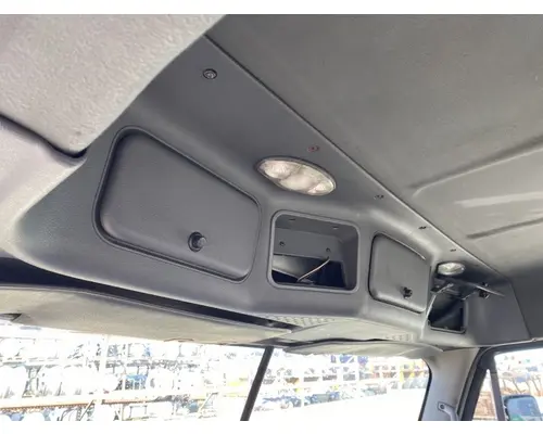 FREIGHTLINER Cascadia Cab