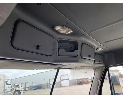 FREIGHTLINER Cascadia Cab