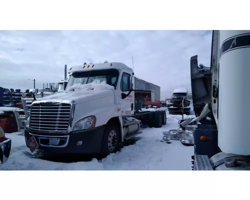 FREIGHTLINER Cascadia Cab