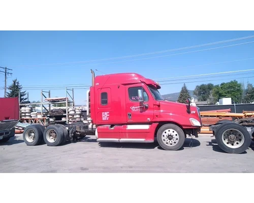 FREIGHTLINER Cascadia Cab