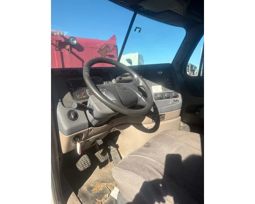 FREIGHTLINER Cascadia Cab