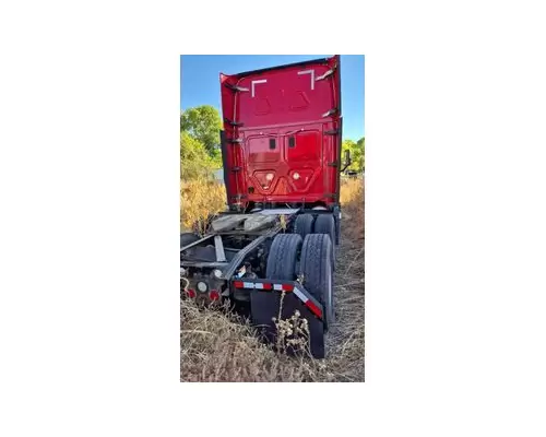 FREIGHTLINER Cascadia Cab