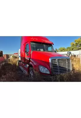 FREIGHTLINER Cascadia Cab