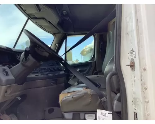 FREIGHTLINER Cascadia Cab