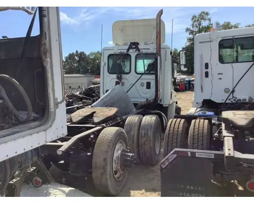 FREIGHTLINER Cascadia Cab