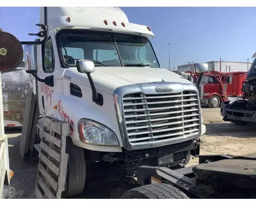 FREIGHTLINER Cascadia Cab