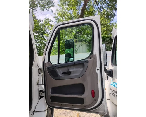 FREIGHTLINER Cascadia Cab