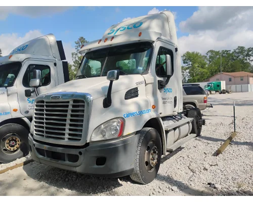 FREIGHTLINER Cascadia Cab