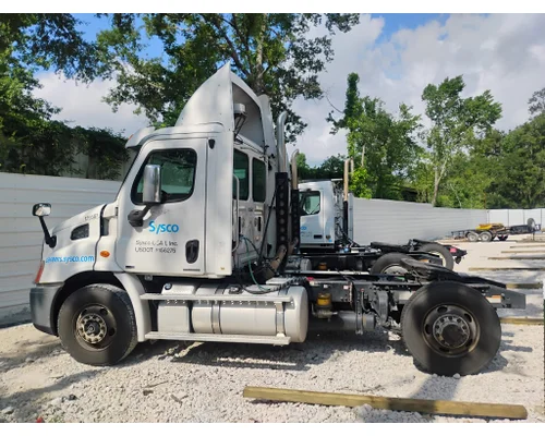 FREIGHTLINER Cascadia Cab