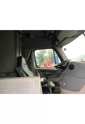 FREIGHTLINER Cascadia Cab