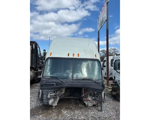FREIGHTLINER Cascadia Cab