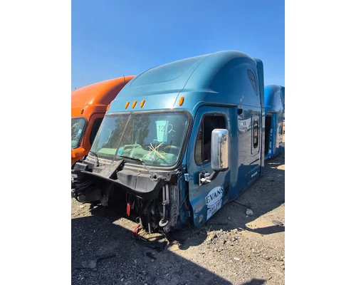 FREIGHTLINER Cascadia Cab