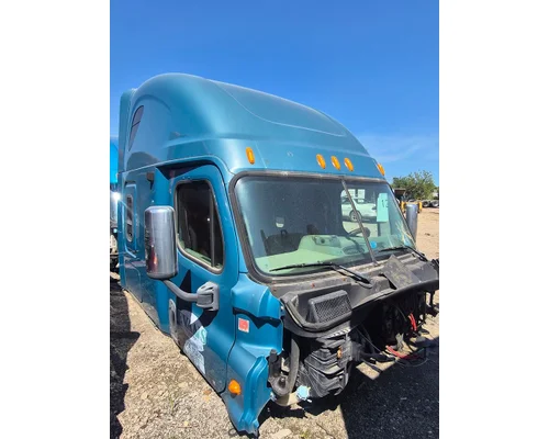 FREIGHTLINER Cascadia Cab