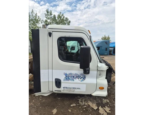 FREIGHTLINER Cascadia Cab