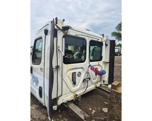 FREIGHTLINER Cascadia Cab