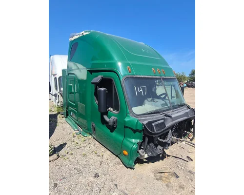 FREIGHTLINER Cascadia Cab