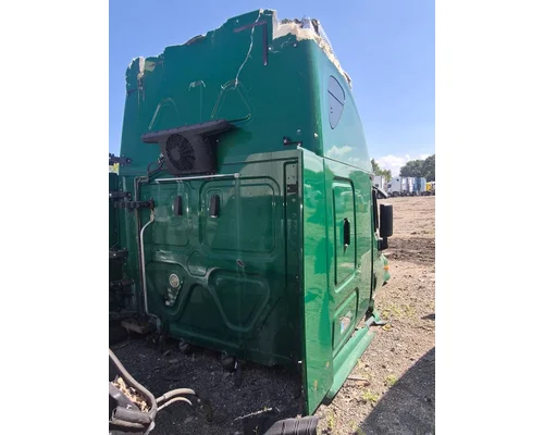 FREIGHTLINER Cascadia Cab