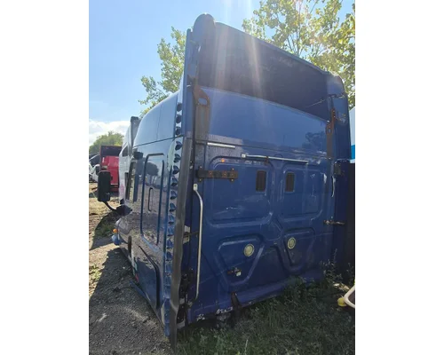 FREIGHTLINER Cascadia Cab
