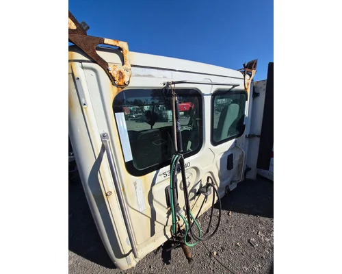 FREIGHTLINER Cascadia Cab