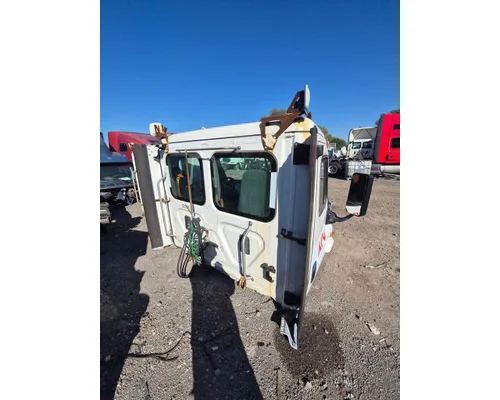FREIGHTLINER Cascadia Cab