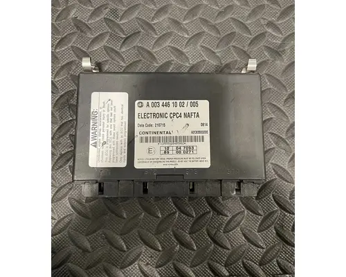 FREIGHTLINER Cascadia Chassis Cont Mod