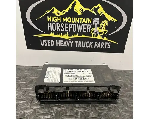 FREIGHTLINER Cascadia Chassis Cont Mod