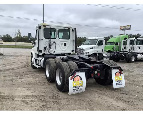 FREIGHTLINER Cascadia Complete Vehicle