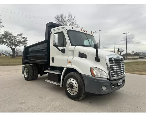 FREIGHTLINER Cascadia Complete Vehicle