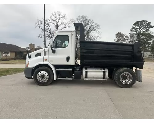 FREIGHTLINER Cascadia Complete Vehicle