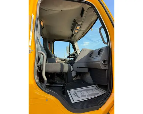 FREIGHTLINER Cascadia Complete Vehicle