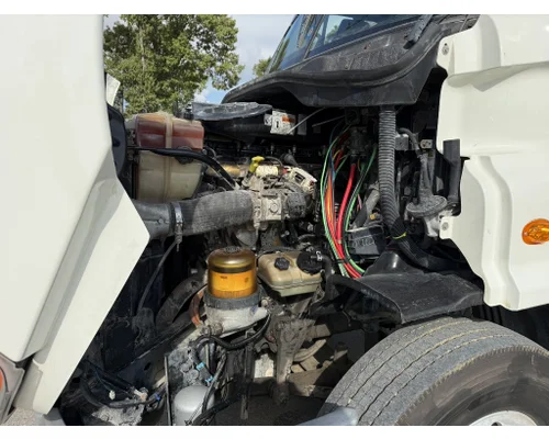 FREIGHTLINER Cascadia Complete Vehicle