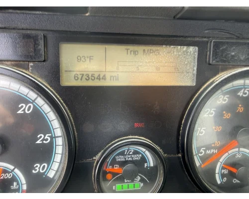FREIGHTLINER Cascadia Complete Vehicle