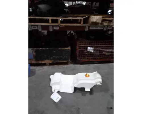 FREIGHTLINER Cascadia Cowl