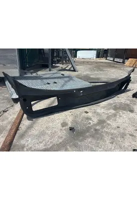 FREIGHTLINER Cascadia Cowl