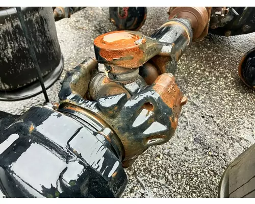 FREIGHTLINER Cascadia Cutoff Assembly (Housings & Suspension Only)