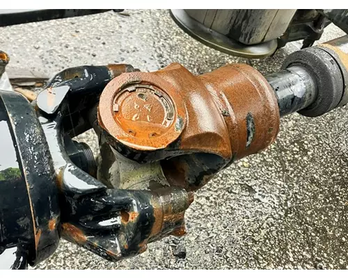 FREIGHTLINER Cascadia Cutoff Assembly (Housings & Suspension Only)