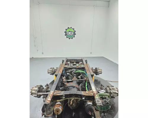 FREIGHTLINER Cascadia Cutoff Assembly (Housings & Suspension Only)