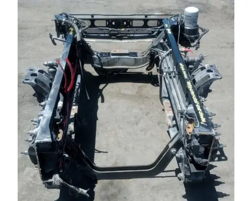 FREIGHTLINER Cascadia Cutoff Tandem Axle