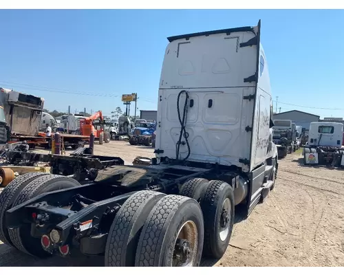 FREIGHTLINER Cascadia Cutoff