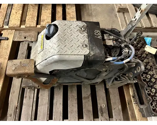 FREIGHTLINER Cascadia DEF Tank