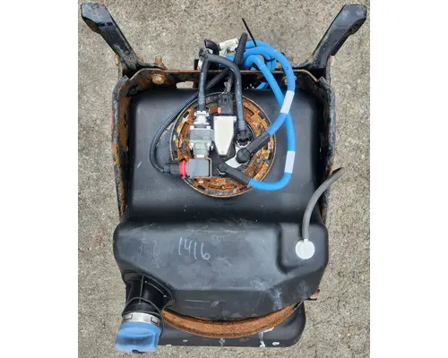 FREIGHTLINER Cascadia DEF Tank