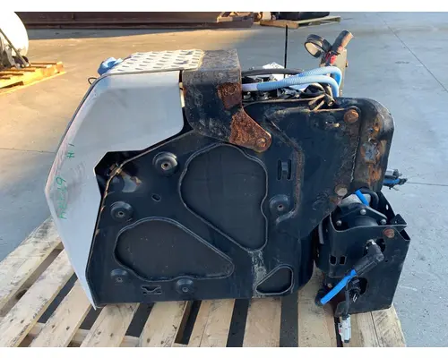 FREIGHTLINER Cascadia DPF (Diesel Particulate Filter)