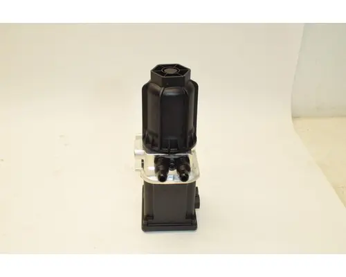 FREIGHTLINER Cascadia DPF (Diesel Particulate Filter)