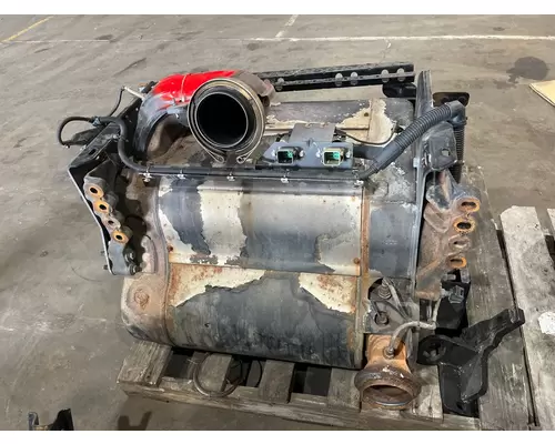 FREIGHTLINER Cascadia DPF (Diesel Particulate Filter)