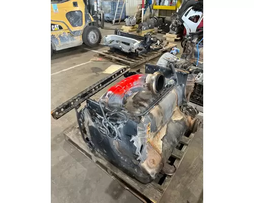 FREIGHTLINER Cascadia DPF (Diesel Particulate Filter)