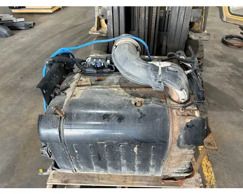 FREIGHTLINER Cascadia DPF (Diesel Particulate Filter)